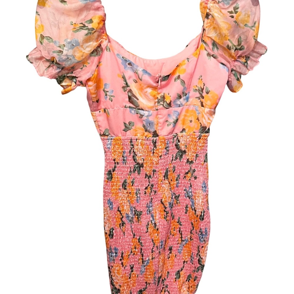 ❤️NWOT One and Only Collective Pink Floral Smocked Puff Sleeve Mini Dress XS - Picture 9 of 10